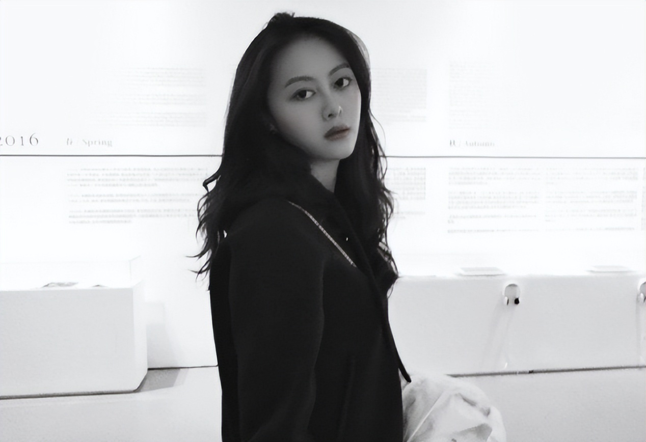 藏了40年，爸爸竟是陈道明！网友：从没听说过，但确实非常优秀