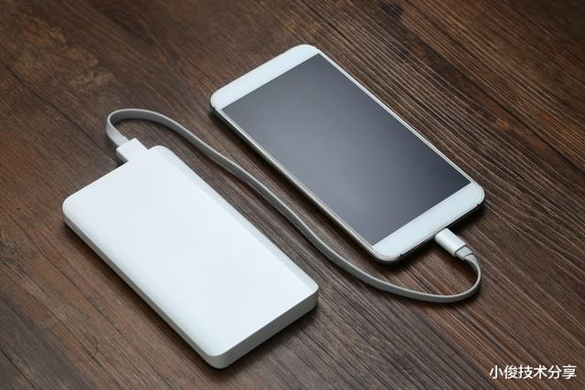 手机充电时,牢记这4点,不然离报废就不远了