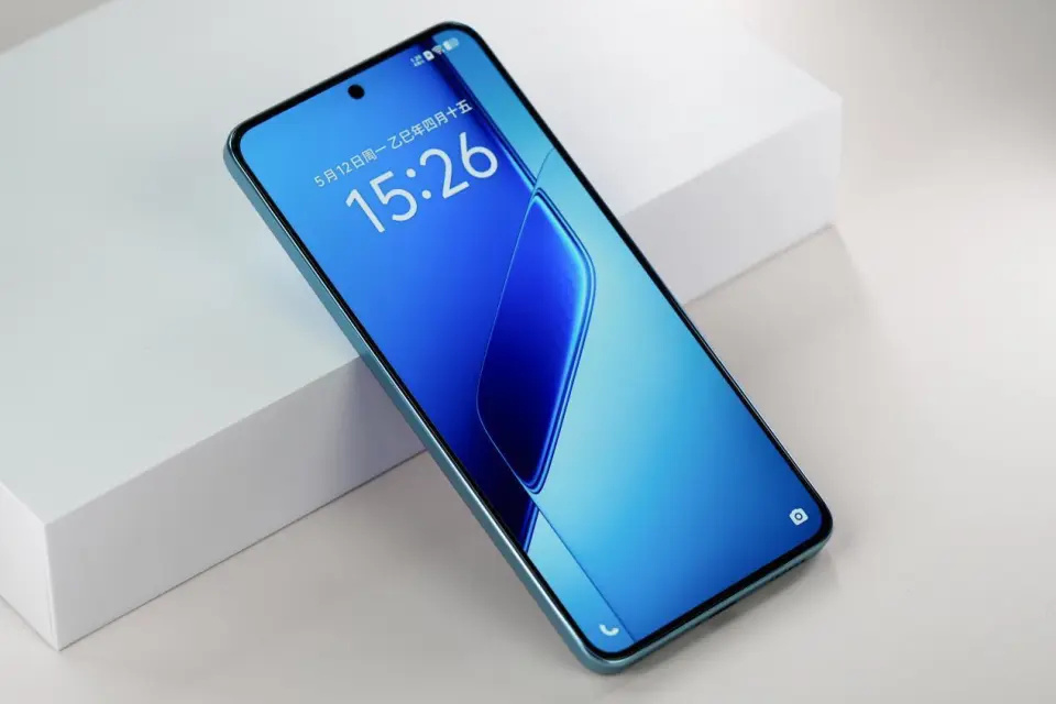 手機(jī)不用買太貴，2025公認(rèn)“物美價(jià)廉”的3款手機(jī)，512GB降至新低