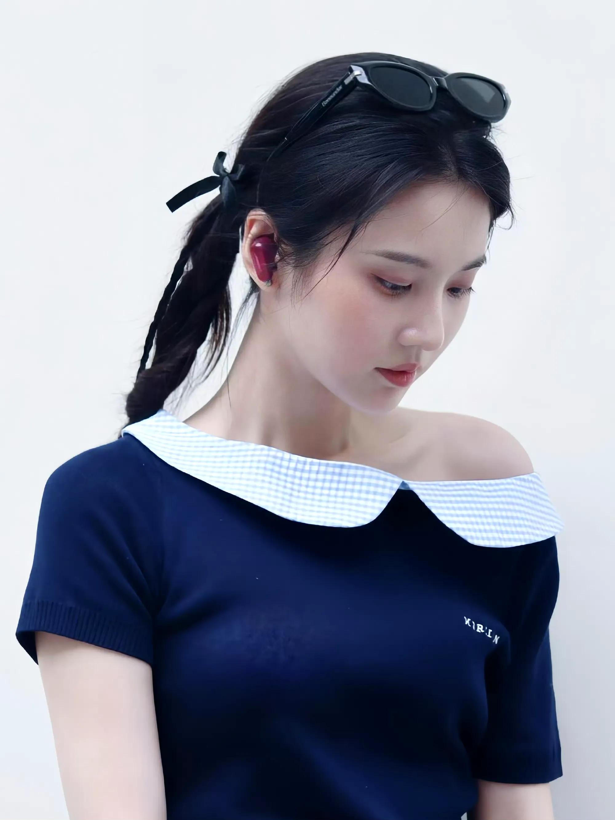 张慧雯候场优雅look ???