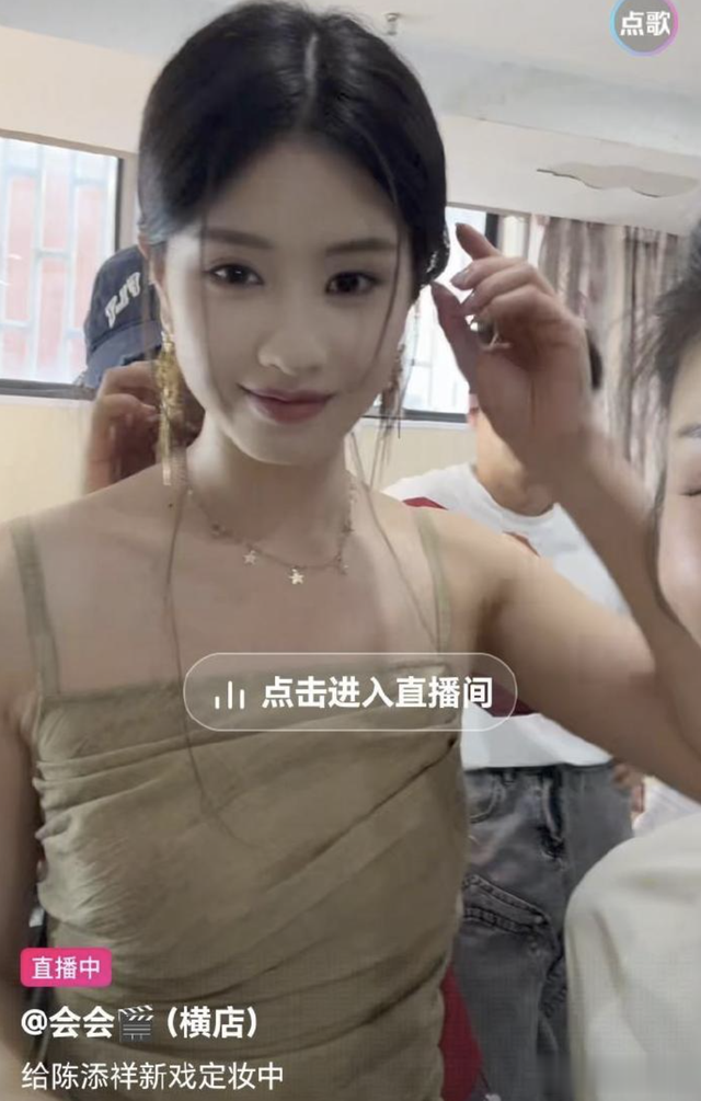 又发现4位漂亮短剧女主，个子高、脸天然，剧情再烂都舍不得滑走