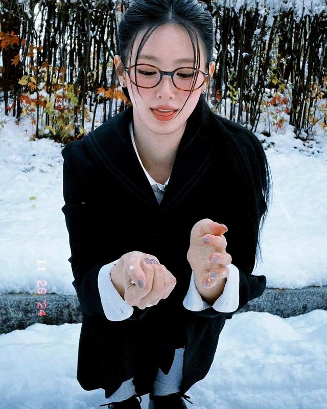 赵美延,香舌一吐,好想嗦一口