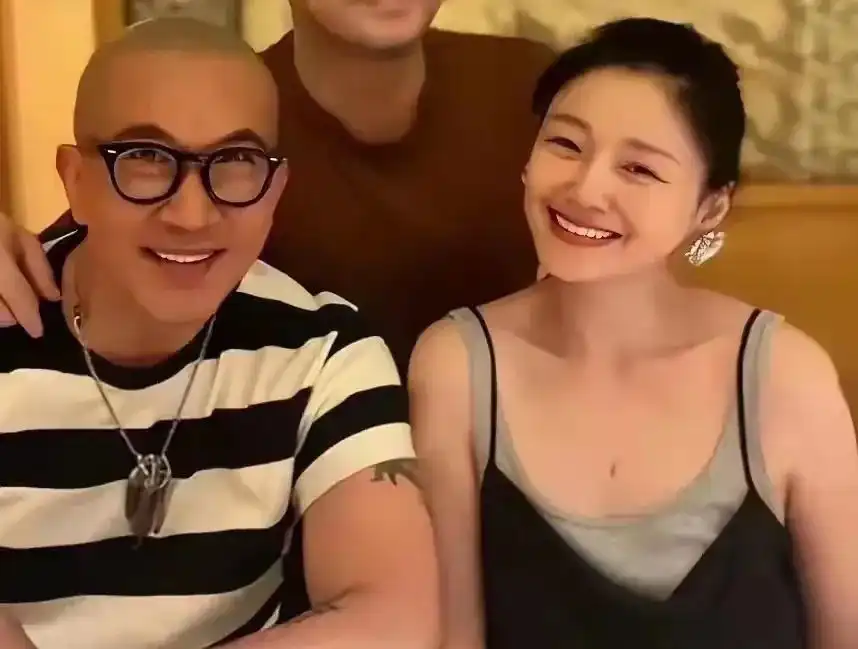 S妈5次发文情绪大起大落,意外暴露真实动机,具俊晔态度大反转