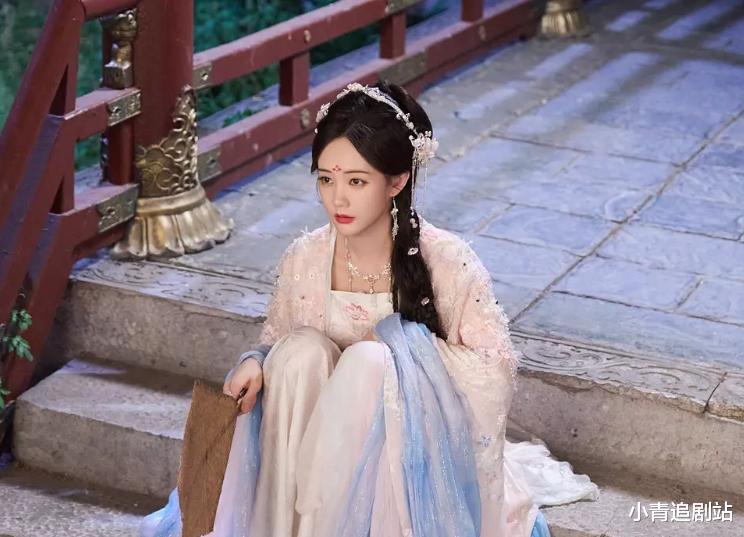 剧情过半，女主都未入戏，怎么让观众接受，李一桐“体寒”太强？