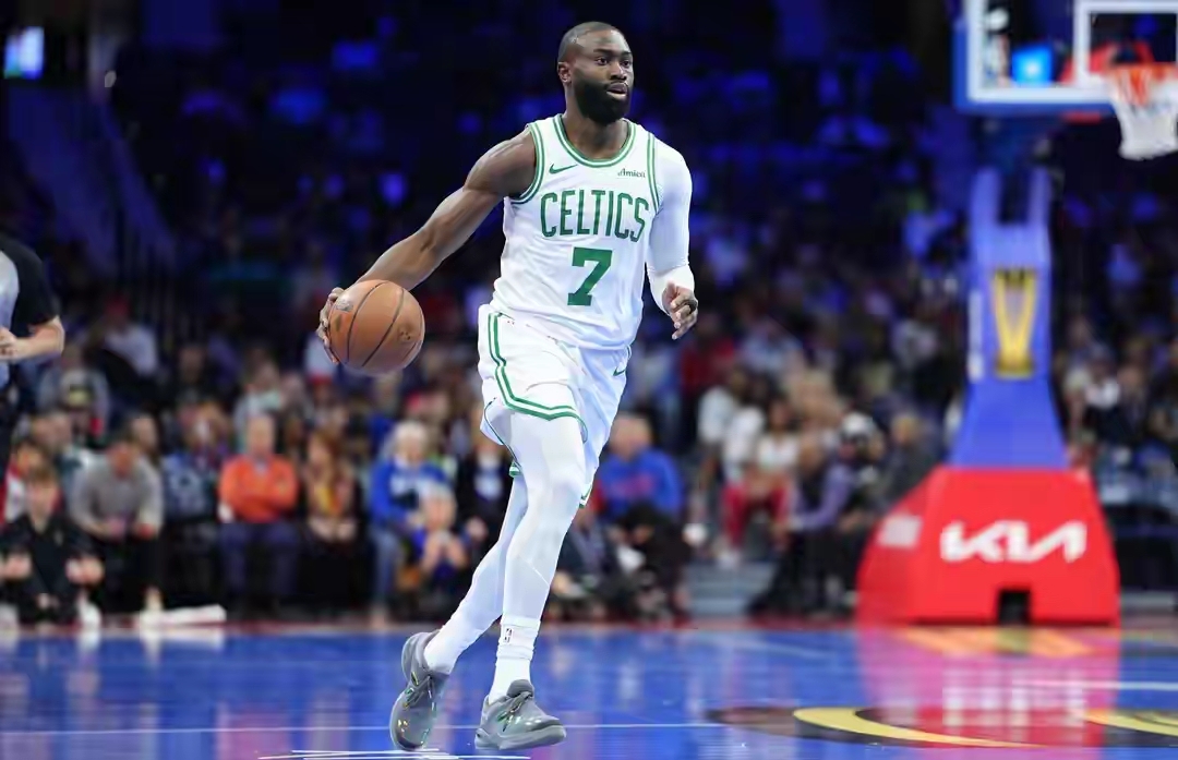 NBA最新战报：周琦前队友33分19板，雷霆造惨案，掘金大胜勇士