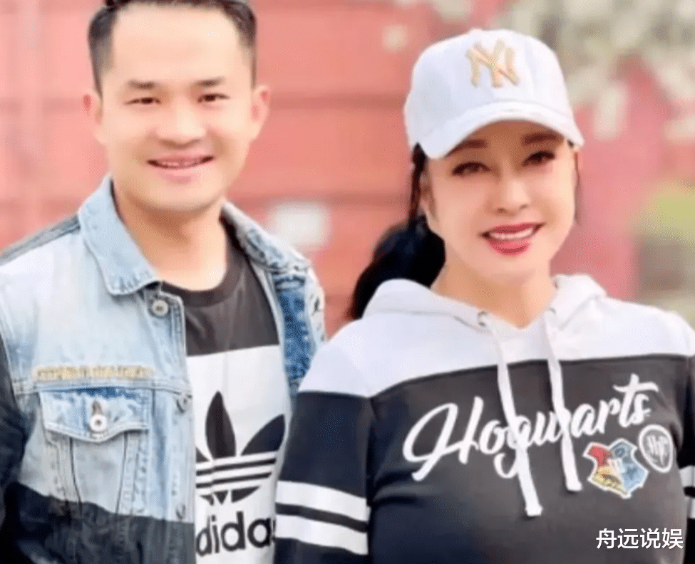 勒索男被扒！住刘晓庆豪宅11年，水电费都没交过，“软饭男”实锤