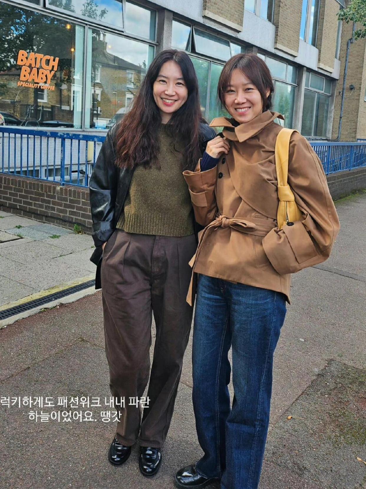 孔孝真日常私服惹人爱！松弛自在有氛围，中年年龄青年心态太酷了