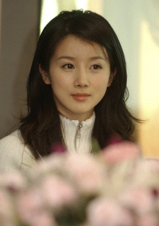 她真的好惨!被导演打到脑震荡、毁容,捂嘴窒息,最后反而被封杀