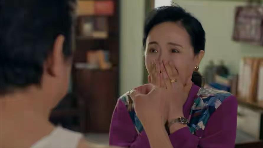 赵丽颖新剧《小城大事》刚播就差评一片，观众的差评理由出奇一致