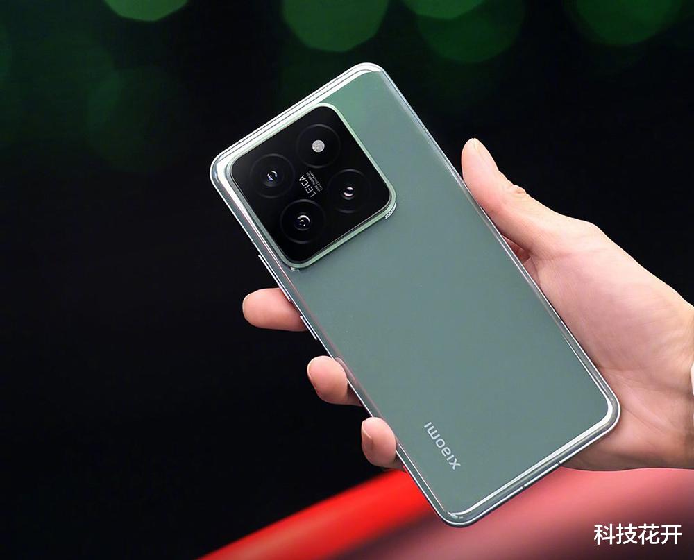 小米“最值得捡漏”的旗舰手机,从4599元跌到2591元,好用还不贵