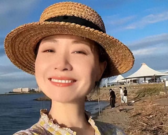 28岁从央视辞职，39岁移居日本，大赞比国内好，如今她过得怎样了