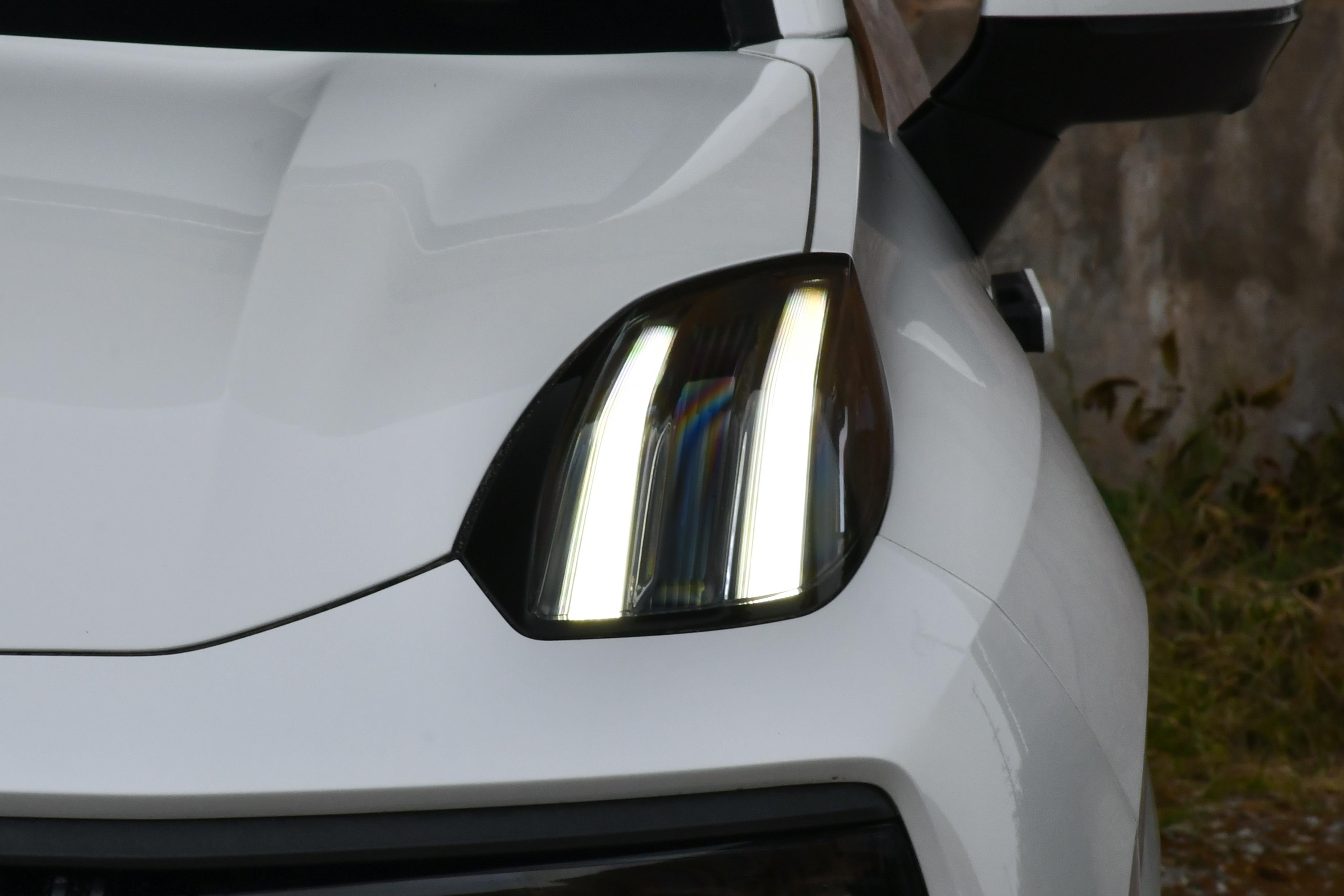 领克09发力！标配四驱+沃尔沃架构底盘+2.0T动力+多重福利加持