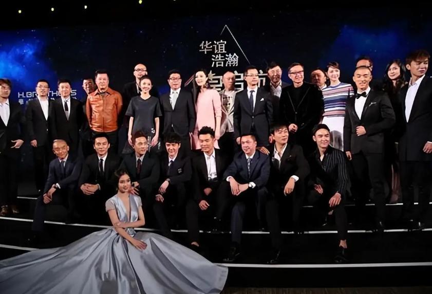 华谊兄弟突传坏消息！被执行7473万是冰山一角，该慌的何止冯小刚