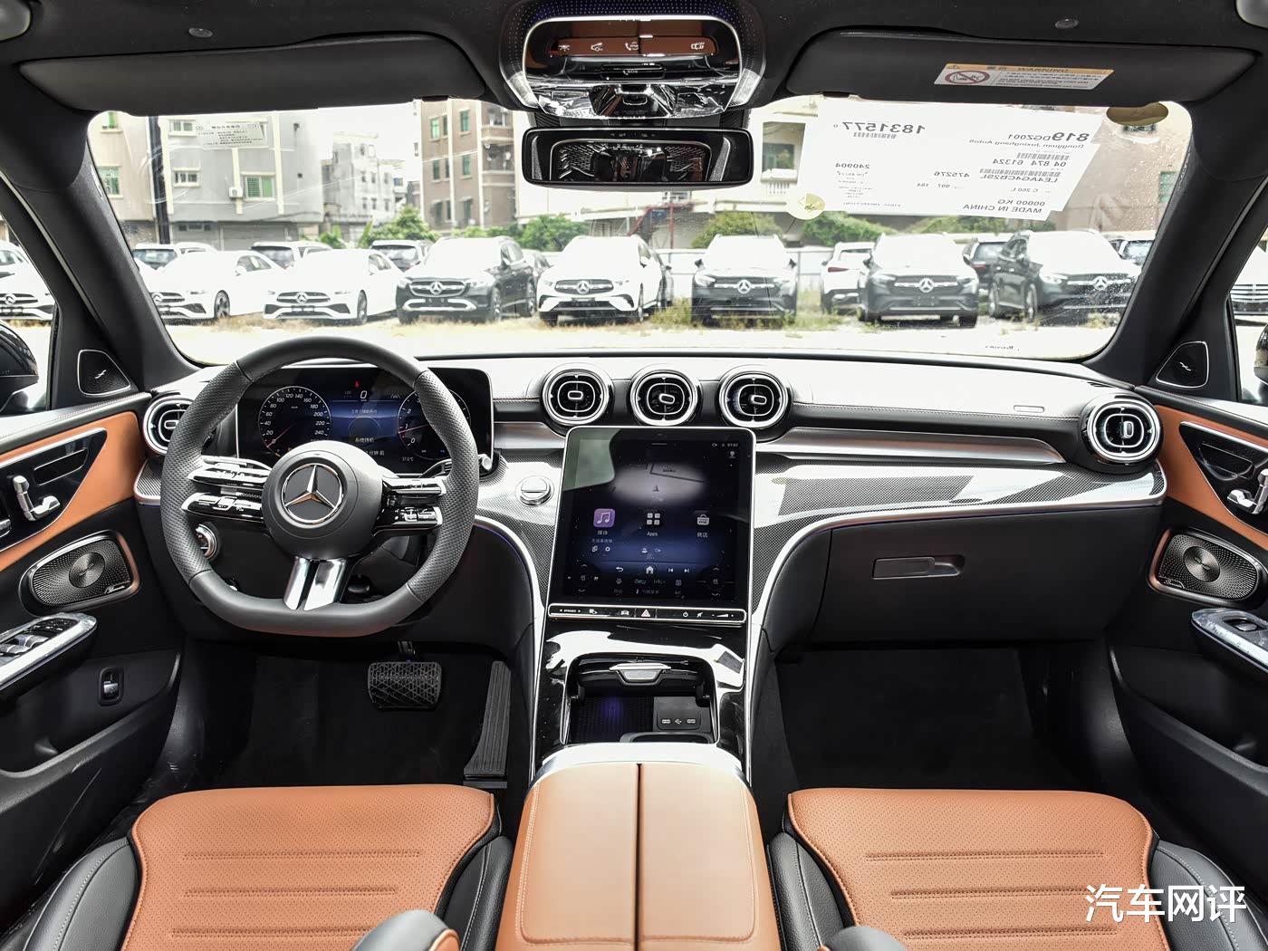 新款奔驰C级正式上市!网友:这个价格多少有点不配