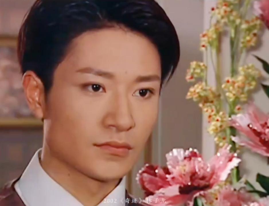 当“整容脸”混进央视权谋剧，撞上天然脸演员，简直是降维打击！