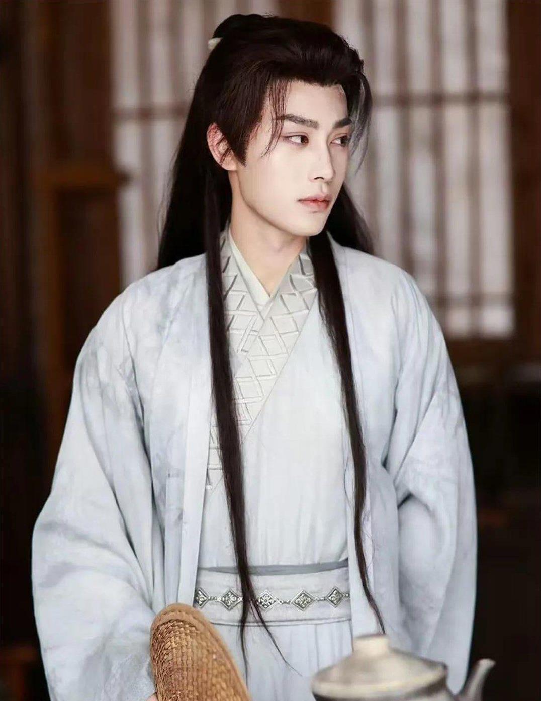 爆款短剧男演员人气排名前二十大换血 曾辉一夜之间掉出前十！