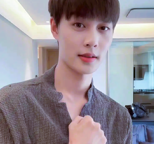 短剧6位男演员，长得普普通通，演得平平淡淡，怎么就有观众买账