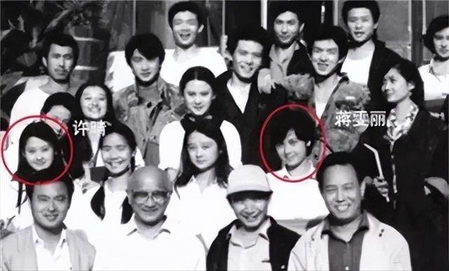 她一生 “风流成性、老少通吃”，撩汉无数，现如今56岁却依旧单身