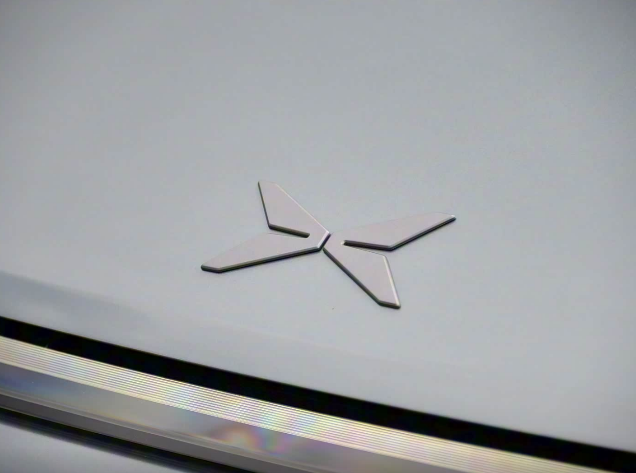 11月6号正式预售,纯电续航452km,增程版小鹏X9真的要来了