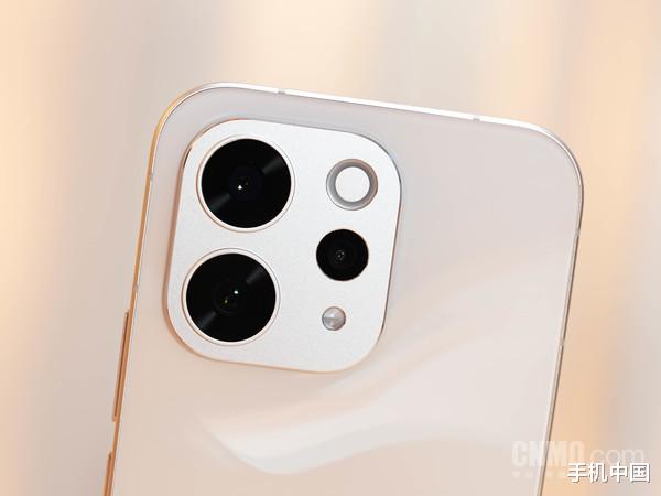vivo S50：掌心里的冬日“告白” 一臺更懂你的口袋相機