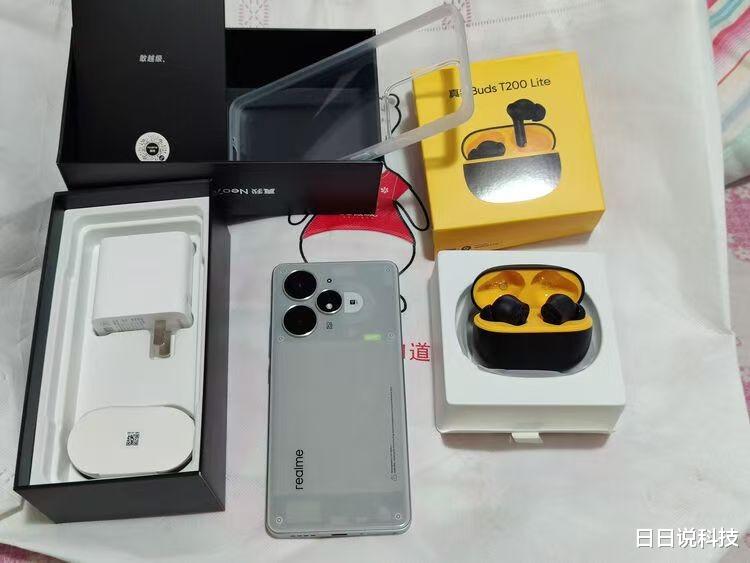 千元“機皇”誕生，跑分245萬+7200mAh+IP69防水，跌至1769元