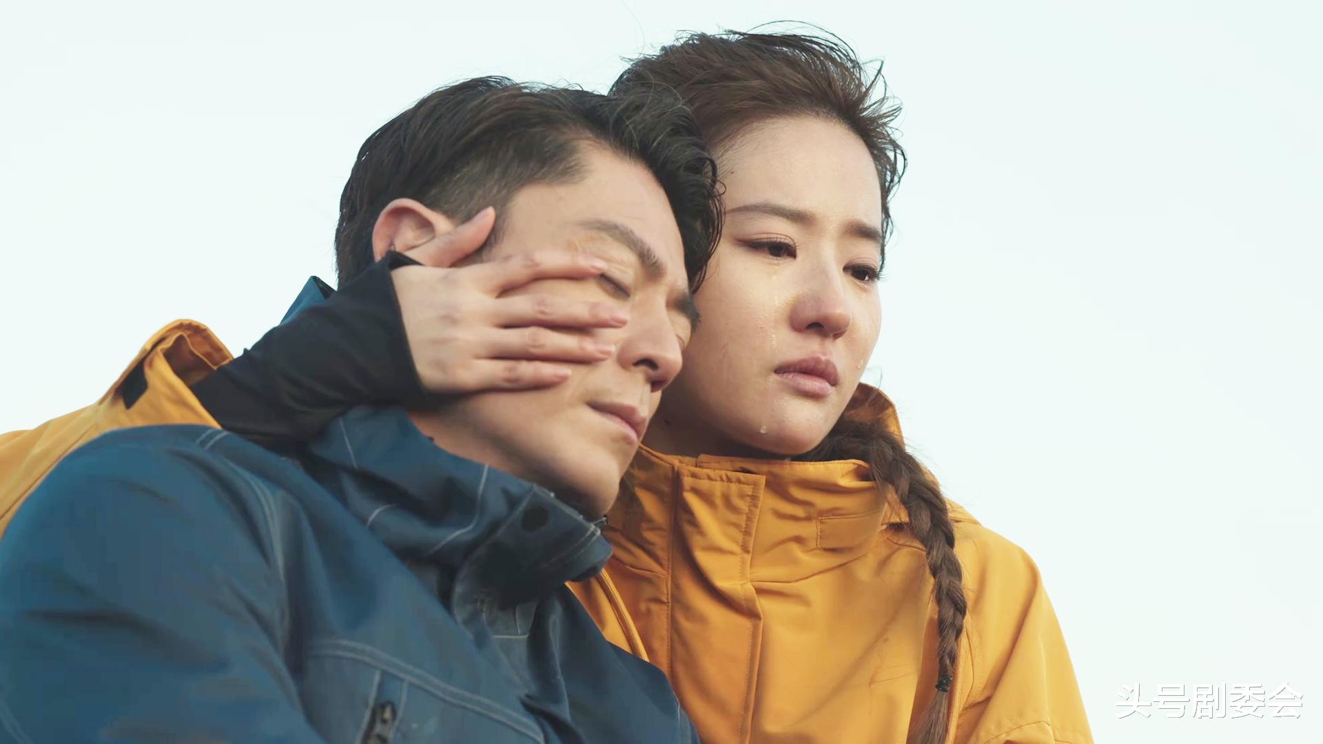 这一夜,除了“张译息影”外,中国电影圈还发生了4件大事