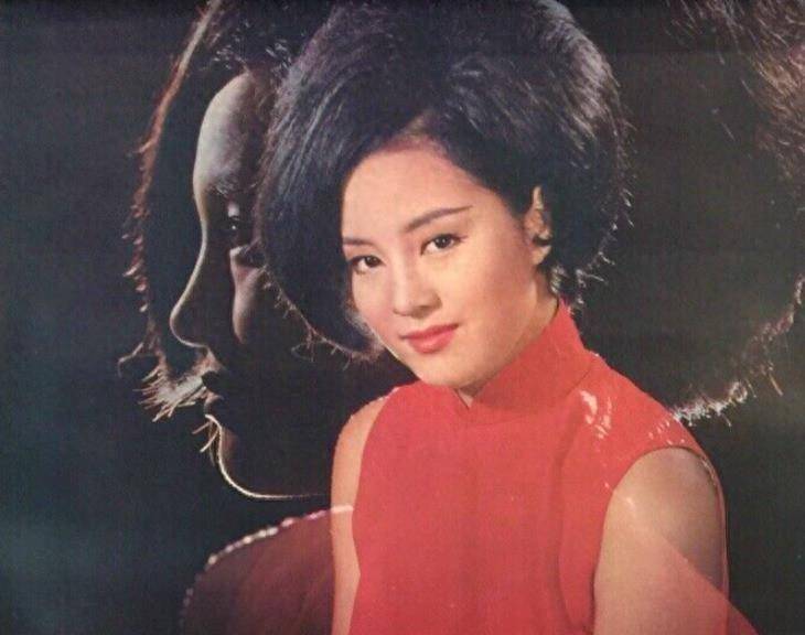 让3个情妇净身出户，2个私生子狼狈退场，何莉莉如今仍是顶级贵妇