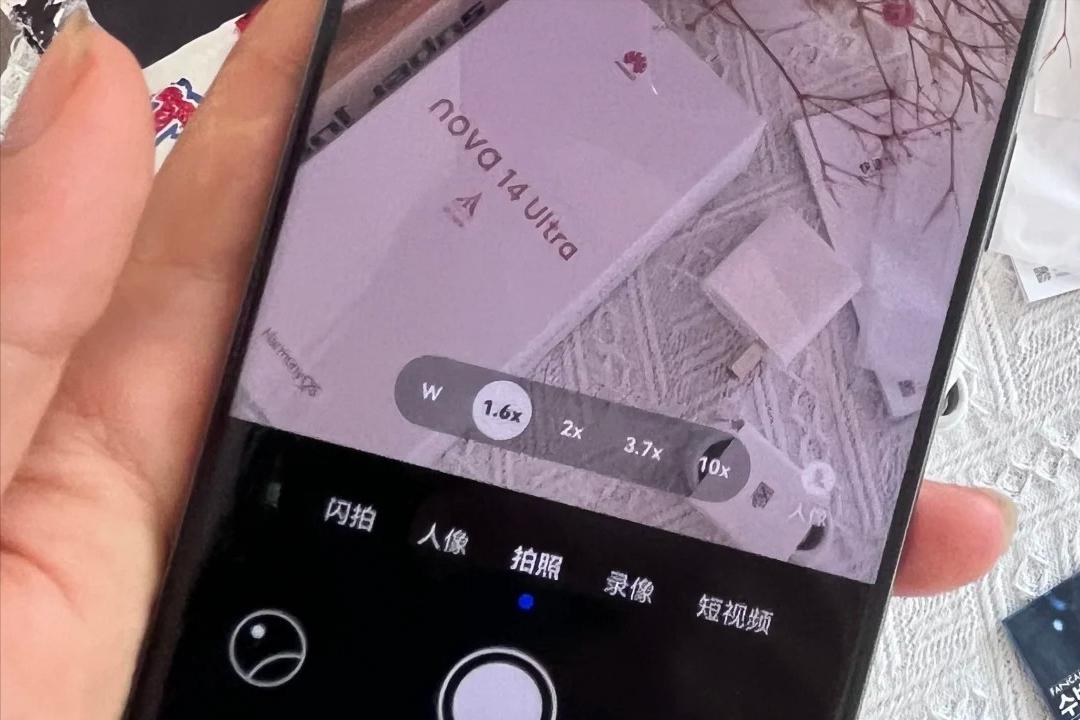 華為打響“價格戰”，現已跌至2675元，昆侖玻璃+鴻蒙OS+百倍變焦