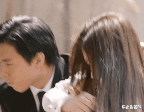 2小时热度破5000,10分钟直接下线20人,2025年悬疑剧的天花板来了