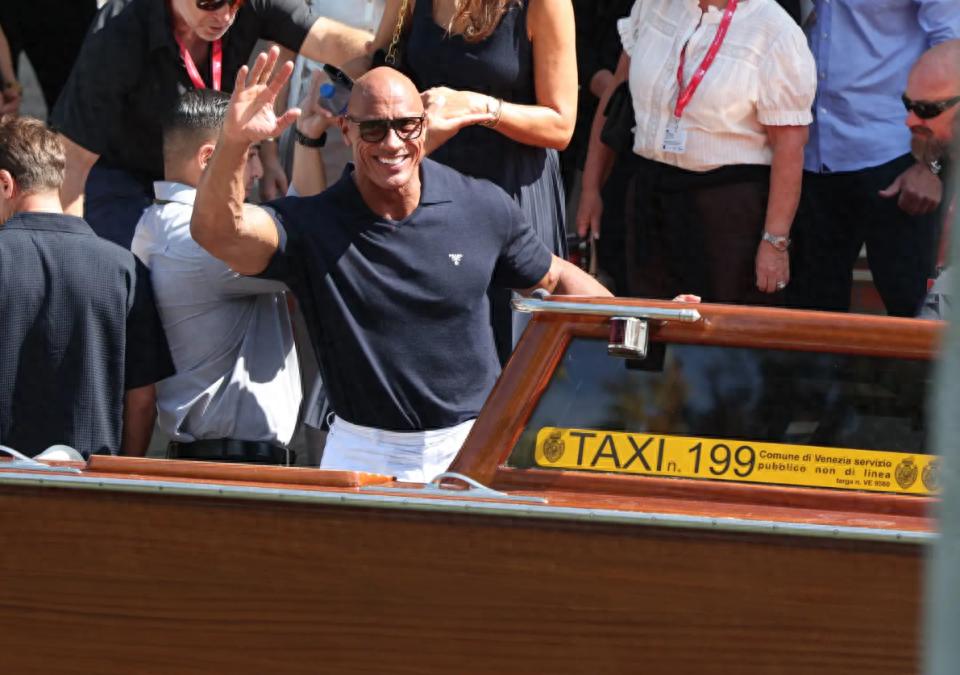 巨石强森暴瘦55斤的原因公开,自曝还要继续减重,“以后少吃鸡”