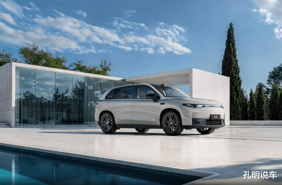 稳定月销过万，让步到9.16万的零跑C10，值得下手吗？