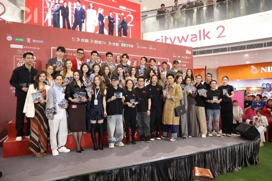 《新闻女王2》遭质疑！前TVB主播批剧情离地，萧定一称浪费好演员