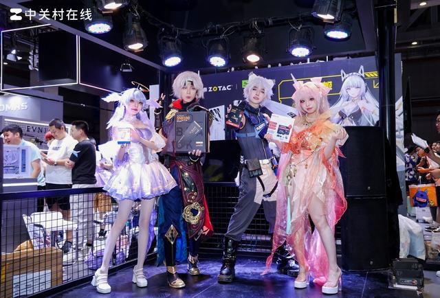 \熱血青春，即刻存儲\BW2025閃迪精彩繼續,與你相約國家會展中心