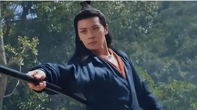 沉寂6年,曹骏37岁终于翻红,纠结5年的蓝盈莹肠子怕是都要悔青了