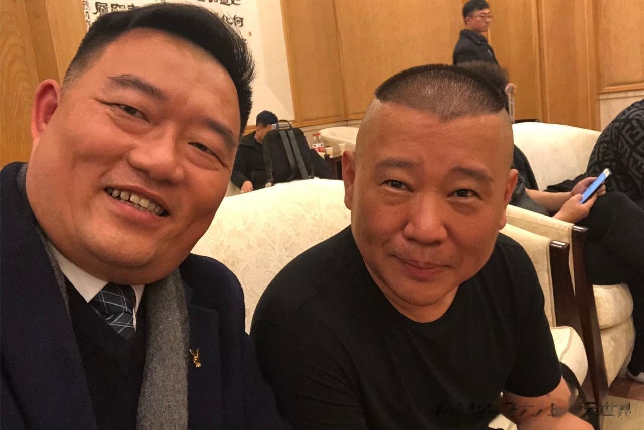 德云社郑好泪洒直播间,直呼带货太难,玩剧本带货未必要会哭