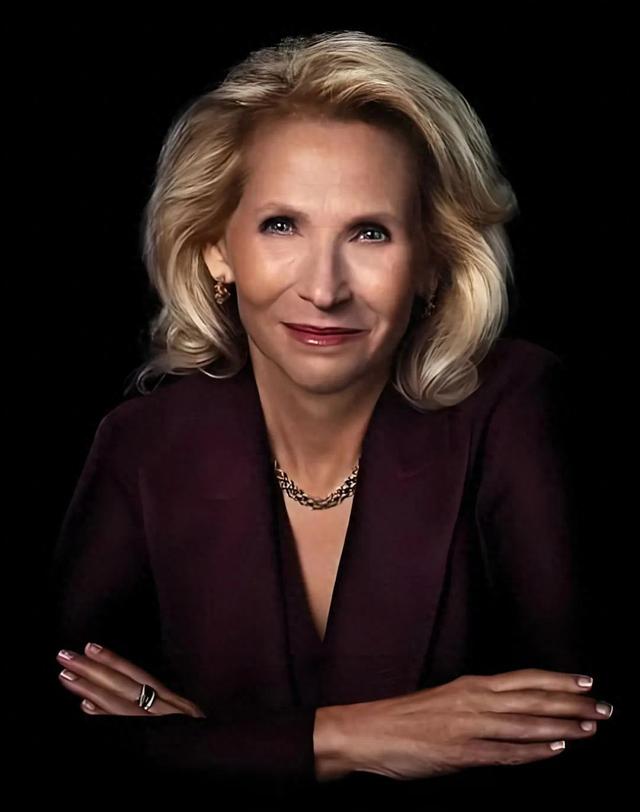 570亿，她把公司卖了