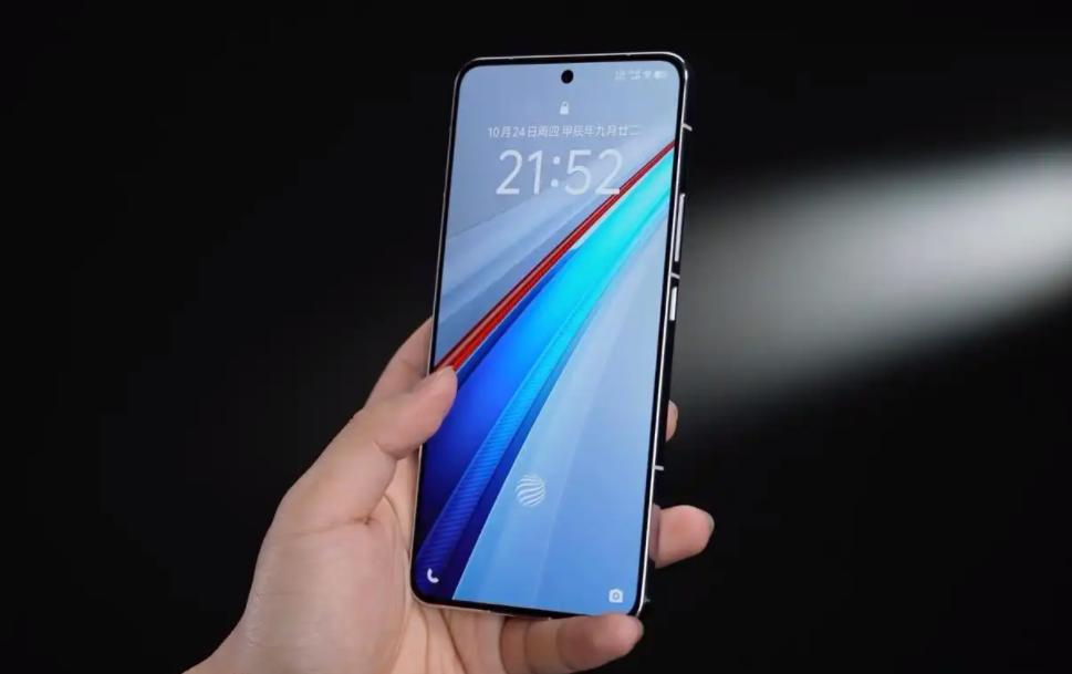 7月國補后，3000元左右“很香”的直屏手機，一步到位用六年！