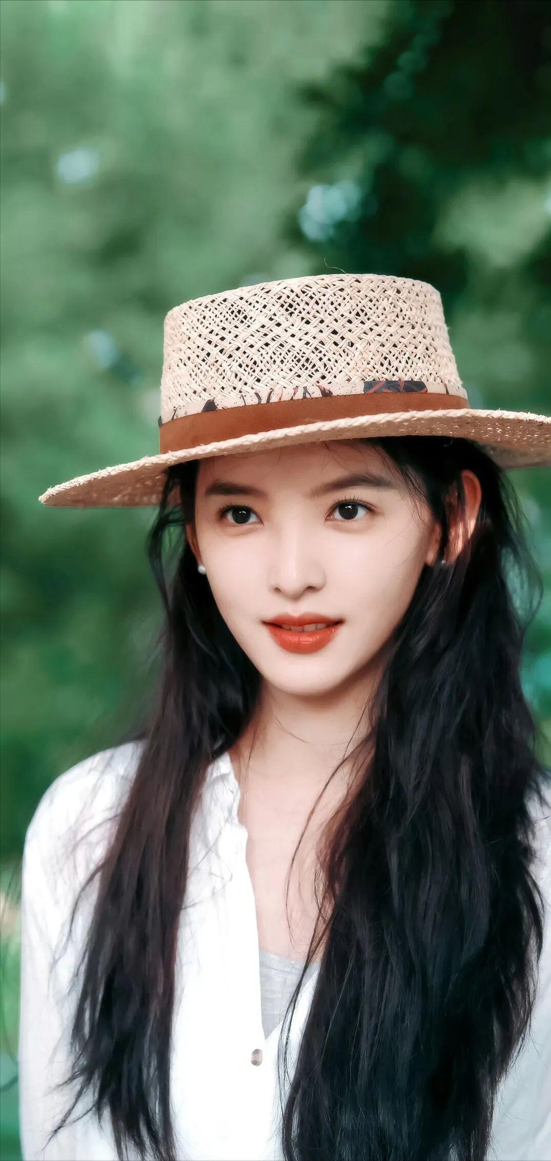 章若楠甜美壁纸