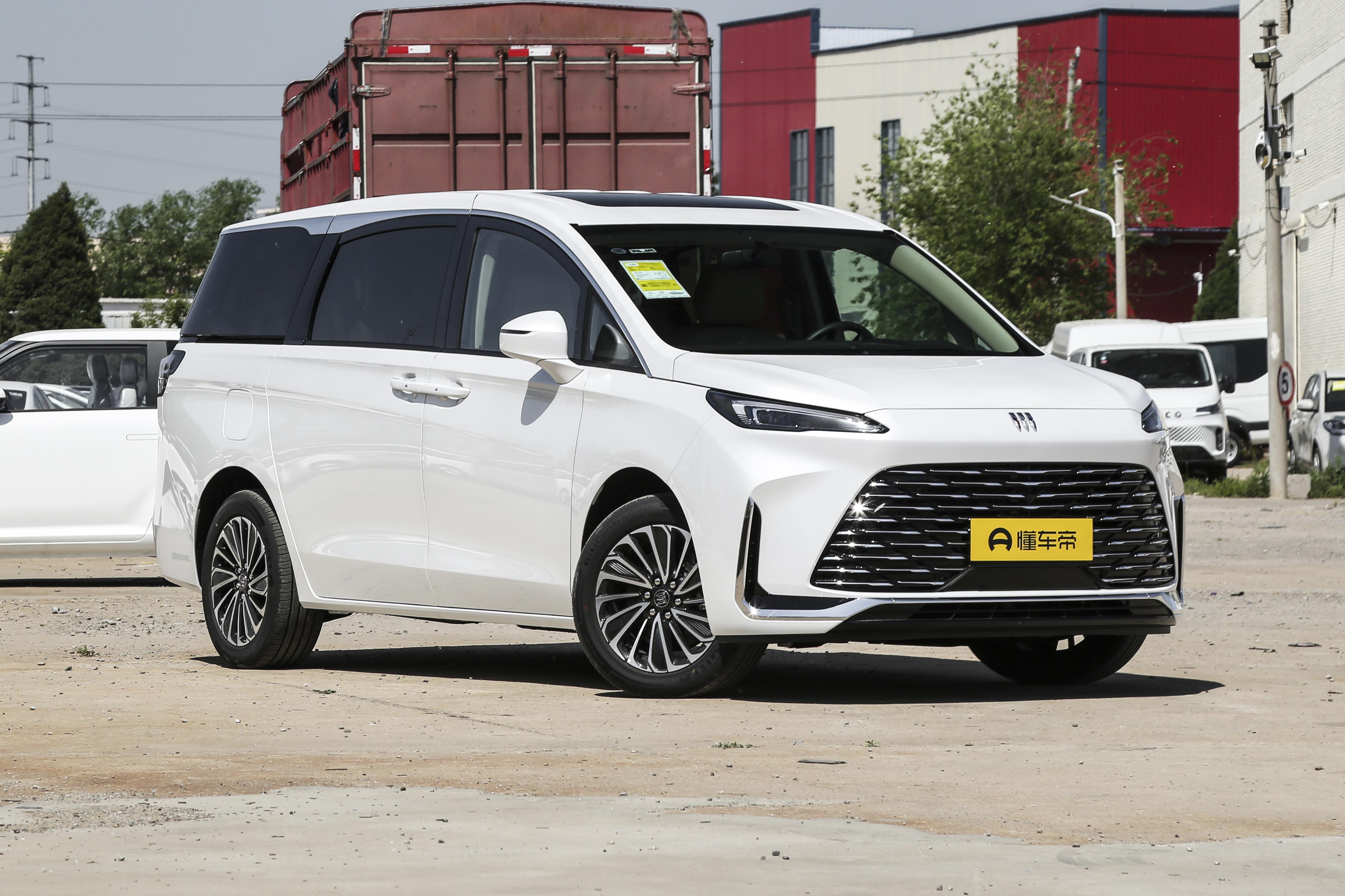 GL8 选车攻略：4 大系列 9 款车不用懵！这 3 款最值