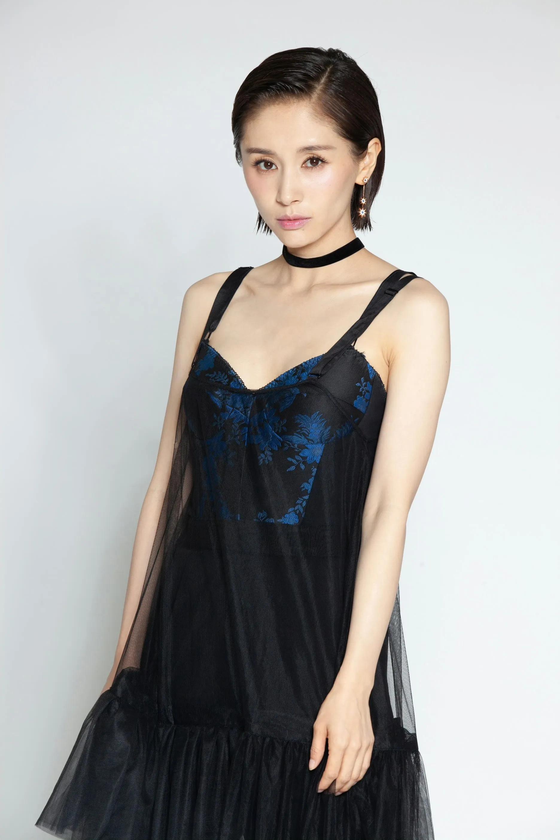 王子文棚拍生图