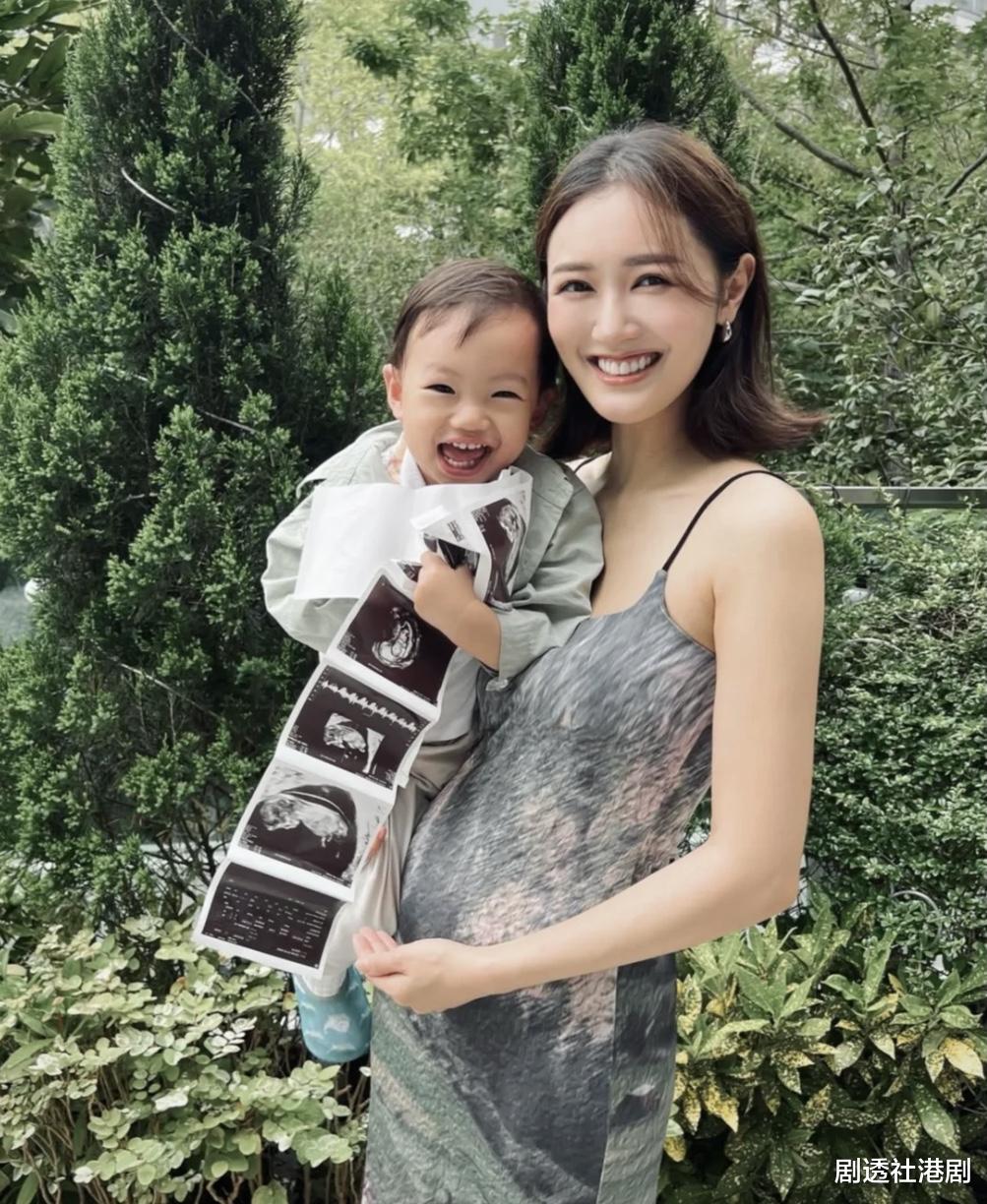TVB女星晒孕期写真!怀二胎肚大如球状态佳,胎儿性别引关注
