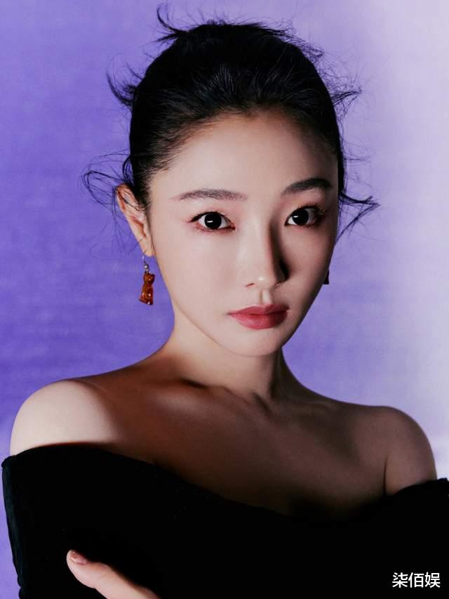 白百何母子逛公园，5岁儿子动手打妈妈脾气大，白百何当场发飙