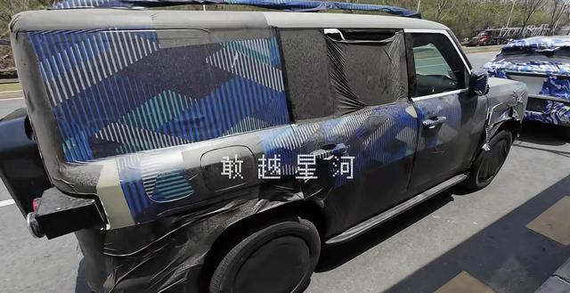 方盒子一路走到底？方程豹钛7谍照曝光