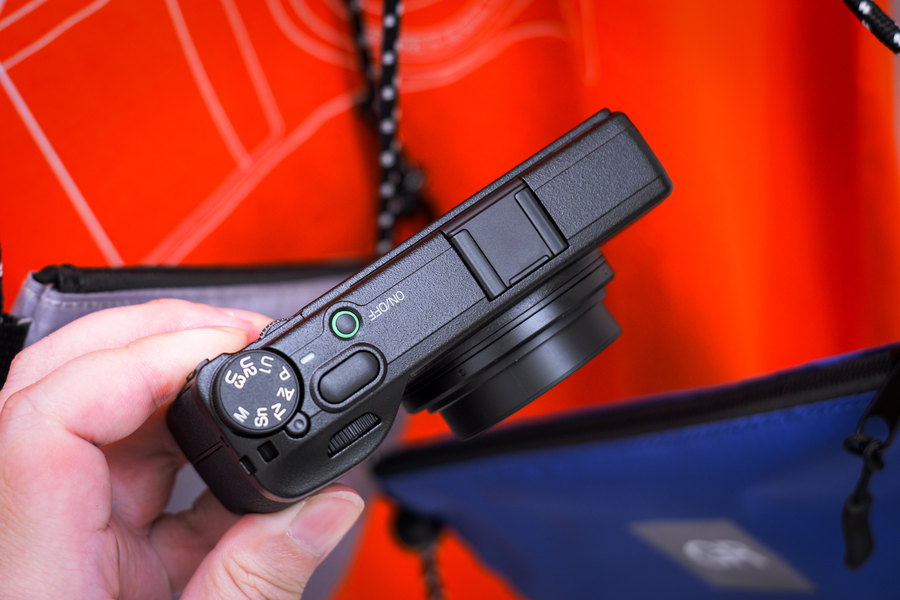 快拍王者!理光GR IV上手体验,当街拍利器变得更称手