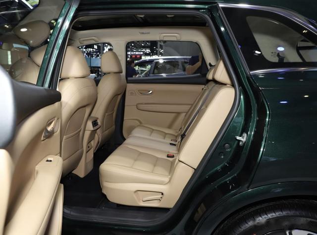 这才是良心“大7座”！连隔音都多层，续航1300KM，92油7.98万起