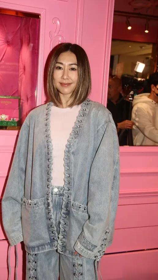 胡定欣彻底放飞？离巢后首度现身 拒绝生娃谈自由身北上