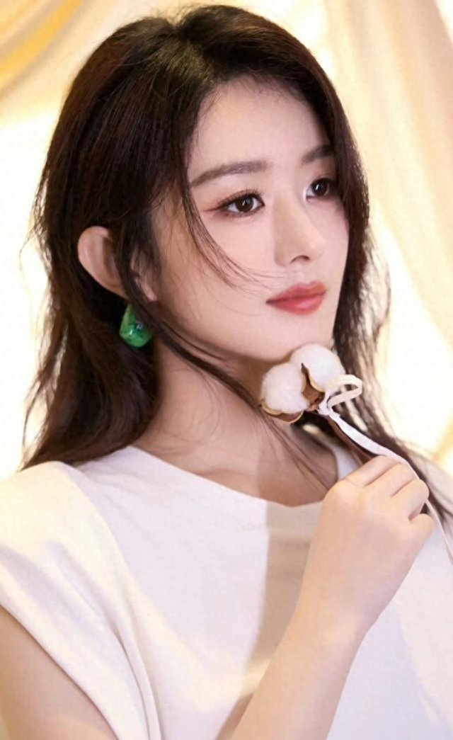 因得罪于正沦为18线，早高峰挤地铁无人识，富豪老公身份成谜