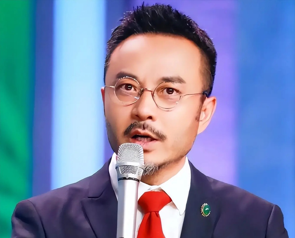 钱再多有什么用？汪涵夫妇如今的现状，给内娱所有夫妻提了醒