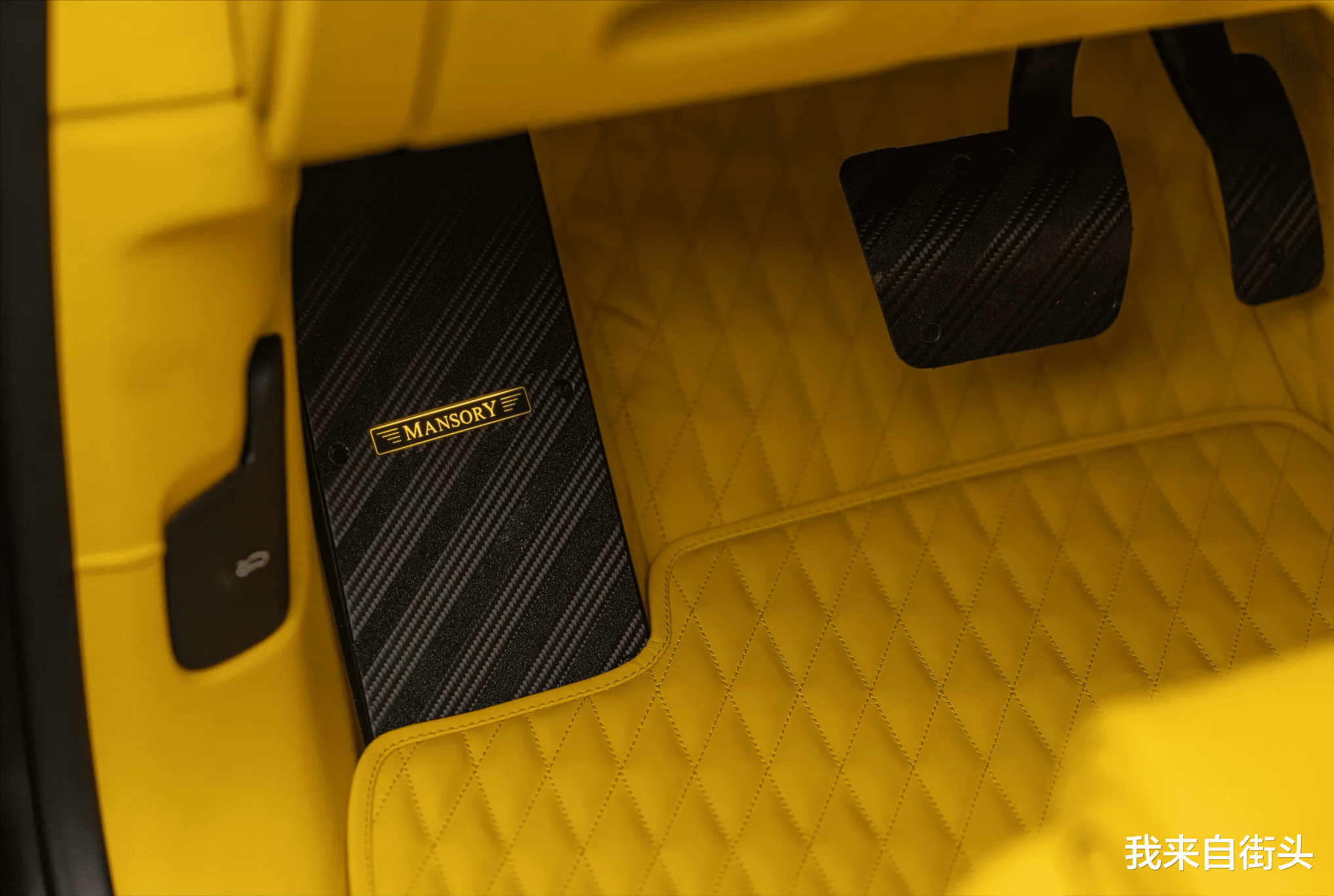 Mansory爆改奥迪RS Q8,4.0L V8双涡轮引擎马力暴涨至986匹!