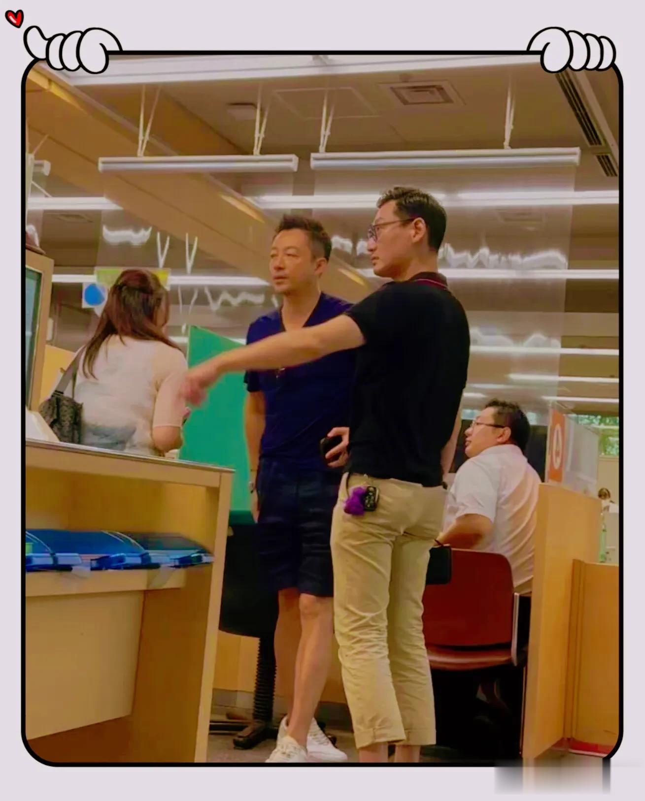 汪小菲香港被偶遇，一身休闲装松弛感十足，疑似要在香港开麻六记